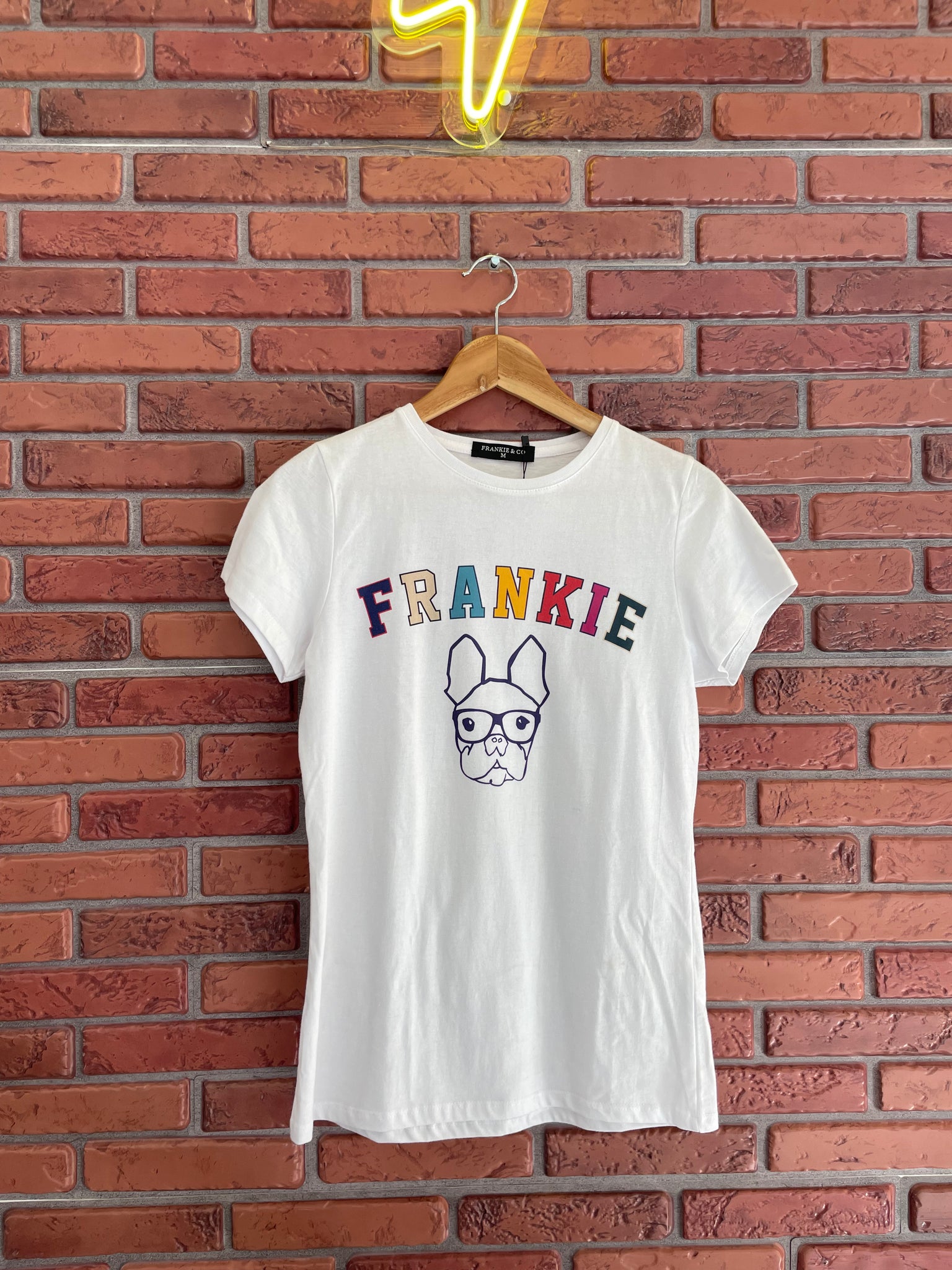 Camiseta Frankie brand